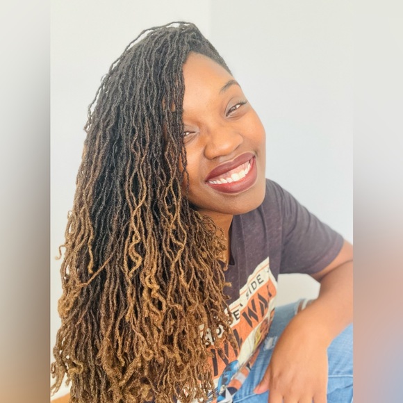 Meet your Posher, Aziza - Picture 5 of 10